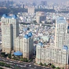 Các tòa nhà chung cư trên đường Nguyễn Hữu Cảnh, quận Bình Thạnh, Thành phố Hồ Chí Minh. (Ảnh minh họa: Hồng Đạt/TTXVN)