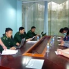 Lực lượng Bộ đội Biên phòng Hà Tĩnh lấy thêm thông tin từ các nạn nhân. (Nguồn: Báo Hà Tĩnh)