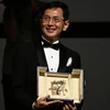 Đạo diễn người Nhật Bản Goro Miyazaki, con trai của nhà đồng sáng lập Studio Ghibli Hayao Miyazaki, nhận giải thưởng. (Nguồn: AFP)
