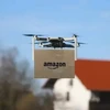 Amazon sử dụng thiết bị bay không người lái để giao hàng. (Nguồn: Pymnts)