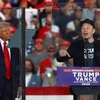 Tỷ phú Elon Musk phát biểu trong cuộc vận động tranh cử của cựu Tổng thống Donald Trump ở Butler, bang Pennsylvania (Mỹ), ngày 5/10/2024. (Ảnh: Reuters/TTXVN)