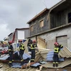 Cảnh tàn phá sau khi bão Chido quét qua lãnh thổ hải ngoại Mayotte của Pháp, ngày 15/12. (Ảnh: Reuters/TTXVN)