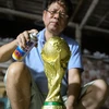 [Photo] Lò sản xuất 'cúp vàng thế giới' World Cup 2022 tại Bát Tràng