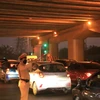 Cửa ngõ Thủ đô xuất hiện ùn tắc khi lượng xe cộ tăng cao vào chiều tối
