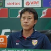 Huấn luyện viên Nguyễn Thành Công khẳng định những quyết định sai lầm của trọng tài đã khiến Hồng Lĩnh Hà Tĩnh phải nhận thất bại trước CLB Viettel. (Ảnh: Việt Anh/Vietnam+)