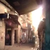 Hà Nội: Cột điện bốc cháy dữ dội giữa khu dân cư 