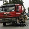 Hà Nội: Xe bồn và xe máy va chạm, một người tử vong 
