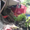 Hà Nội: Container đâm thẳng vào nhà dân sau khi cán chết người