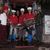 Con cá lăng khổng lồ có trọng lượng 75 kg tại Ngư Quán (Ảnh: Hồ Bách/Vietnam+) 