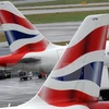 Máy bay của Hãng British Airways tại sân bay Heathrow ở London, Anh. (Ảnh: EPA/TTXVN) 
