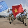 Cờ Việt Nam tung bay khi thực hiện nhiệm vụ gìn giữ hòa bình tại Nam Sudan. 