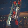 Những hình ảnh đầu tiên khi 2 đội tuyển nữ và U22 Việt Nam xuống sân bay. (Ảnh: Minh Sơn/Vietnam+) 