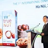Ông Phan Xuân Dũng, Ủy viên TW Đảng, Chủ tịch UB KHCN và Môi trường của quốc hội đánh giá cao việc tổ chức Hội thảo Quốc tế lần thứ nhất về dinh dưỡng sữa hạt.