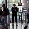 Cảnh sát Malaysia tăng cường an ninh tại Sân bay Quốc tế Kuala Lumpur. (Ảnh: AFP/TTXVN)