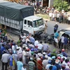 Quảng Trị: Xe ôtô bảy chỗ đâm trực diện xe tải, 4 người chết