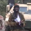 Thủ lĩnh Phong trào Hồi giáo Boko Haram Abubakar Shekau đọc một thông báo ngày 5/5. (Ảnh: AFP/TTXVN)