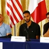 Ba thanh niên Mỹ được nhận Bắc Đẩu bội tinh. (Nguồn: Getty images)
