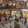 Người dân Ấn Độ mua sắm tại một trung tâm thương mại. (Nguồn: travelvivi.com)