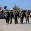 Binh sỹ Syria tuần tra tại thị trấn Tal Jabin, phía bắc thành phố Aleppo ngày 3/2 sau khi giành lại quyền kiểm soát thành phố này. (Nguồn: AFP/TTXVN)