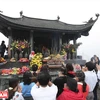 Hàng vạn người dân hành hương về miền đất Phật Yên Tử