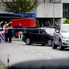 Cảnh sát phong tỏa khu vực gần trụ sở của đài phát thanh Hà Lan 3FM ở Hilversum sau vụ bắt cóc con tin. (Nguồn: AFP/TTXVN)