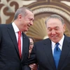 Nhà lãnh đạo Thổ Nhĩ Kỳ Recep Tayyip Erdogan (trái) và người đồng cấp Kazakhstan Nursultan Nazarbayev. (Nguồn: sozcu.com.tr)