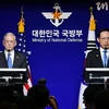 Bộ trưởng Quốc phòng Hàn Quốc Song Young-moo (phải) và Bộ trưởng Quốc phòng Mỹ James Mattis tại cuộc họp báo ở Seoul, Hàn Quốc ngày 28/10. (Nguồn: THX/TTXVN)