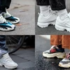 Sneakers 'ông già': Xu hướng kỳ lạ nhưng khó cưỡng trong năm 2018