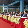 Các đồng chí lãnh đạo, nguyên lãnh đạo Đảng, Nhà nước và các đại biểu dự lễ kỷ niệm. (Ảnh: Trí Dũng/TTXVN)