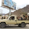 Các tay súng thuộc lực lượng ly khai miền nam Yemen tuần tra tại Aden ngày 28/1. (Nguồn: AFP/TTXVN)