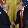 Tổng thống Mỹ Donald Trump (phải) ngày 24/2 đã có cuộc hội đàm với Thủ tướng Australia Malcolm Turnbull (trái). (Nguồn: AFP/TTXVN)