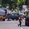Cảnh sát được triển khai tại khu vực xảy ra một vụ tấn công ở Riau, Indonesia ngày 14/5. (Nguồn: EPA/TTXVN)