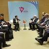 Phó Thủ tướng, Bộ trưởng Ngoại giao Phạm Bình Minh gặp Bộ trưởng Ngoại giao Iran Mohammad Javad Zarif. (Ảnh: Xuân Vịnh/TTXVN)