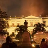Hiện trường vụ hỏa hoạn tại Bảo tàng quốc gia Brazil ở Rio de Janeiro ngày 2/9. (Ảnh: THX/TTXVN)