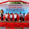 Lễ khởi công xây dựng hai trường Tiểu học và Trung học cơ sở Tứ Liên, quận Tây Hồ ngày 17/8/2018, góp phần giải quyết cơ bản tình trạng sỹ số học sinh đang tăng cao tại các quận nội thành Hà Nội. (Ảnh: Thanh Tùng/TTXVN)