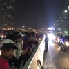 [Video] Xe máy đâm vào xe tải trên cầu Sài Gòn, hai người tử vong 