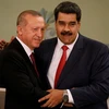 Tổng thống Venezuela Nicolas Maduro (phải) và người đồng cấp Thổ Nhĩ Kỳ Recep Tayyip Erdogan. (Nguồn: Reuters)