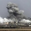 Khói bốc lên sau một cuộc không kích tại khu vực tỉnh Quneitra, miền nam Syria. (Ảnh: AFP/TTXVN)