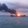 Lửa bốc dữ dội tại hiện trường vụ cháy tàu trên eo biển Kerch, ngày 21/1/2019. (Ảnh: THX/TTXVN)