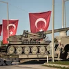 Các xe quân sự Thổ Nhĩ Kỳ được triển khai tại khu vực biên giới Hassa, gần Hatay miền Nam Thổ Nhĩ Kỳ, giáp giới Syria ngày 28/1/2018. (Nguồn: AFP/TTXVN)