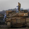 Binh sỹ Israel được triển khai tại khu vực gần biên giới Israel và Dải Gaza. (Ảnh: AFP/TTXVN)
