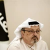 Nhà báo Jamal Khashoggi tại cuộc họp báo ở Bahrain ngày 15/12/2014. (Ảnh: AFP/TTXVN)