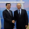 Tổng thống Vladimir Putin (phải) và người đồng cấp Hàn Quốc Moon Jae-in. (Nguồn: ndtv.com)
