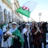 Biểu tình tại thủ đô Algiers, Algeria. (Ảnh: THX/TTXVN)