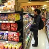 Hàng hóa được bày bán tại một siêu thị ở Bắc Kinh, Trung Quốc. (Nguồn: AFP/TTXVN)