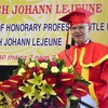 Tiến sỹ danh dự Erich Johann Lejeune phát biểu tại buổi lễ. (Ảnh: Văn Dũng/TTXVN)