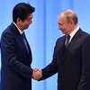Tổng thống Nga Putin và Thủ tướng Nhật Bản Abe. (Nguồn: Reuters)