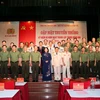 Phó Chủ tịch nước Đặng Thị Ngọc Thịnh với các đại biểu. (Ảnh: Dương Giang/TTXVN)