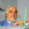 Ứng viên tranh cử Tổng thống Afghanistan Abdullah Abdullah bỏ phiếu tại điểm bầu cử ở Kabul ngày 28/9/2019. (Ảnh: AFP/TTXVN)