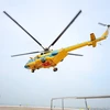 Chuyến bay thử nghiệm đầu tiên tại sân bay trực thăng mới trong khuôn viên Bệnh viện Quân y 175. (Ảnh: Đinh Hằng/TTXVN)